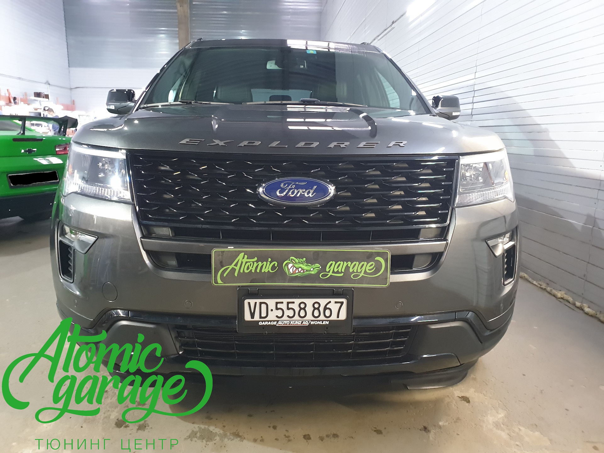 Эксплорер 5 рестайлинг. Дополнительный свет Ford Explorer 5. Матричный свет для Форд эксплорер 5. Форд эксплорер 5 дорестайл и рестайл. Форд эксплорер 5 Рестайлинг стекло.