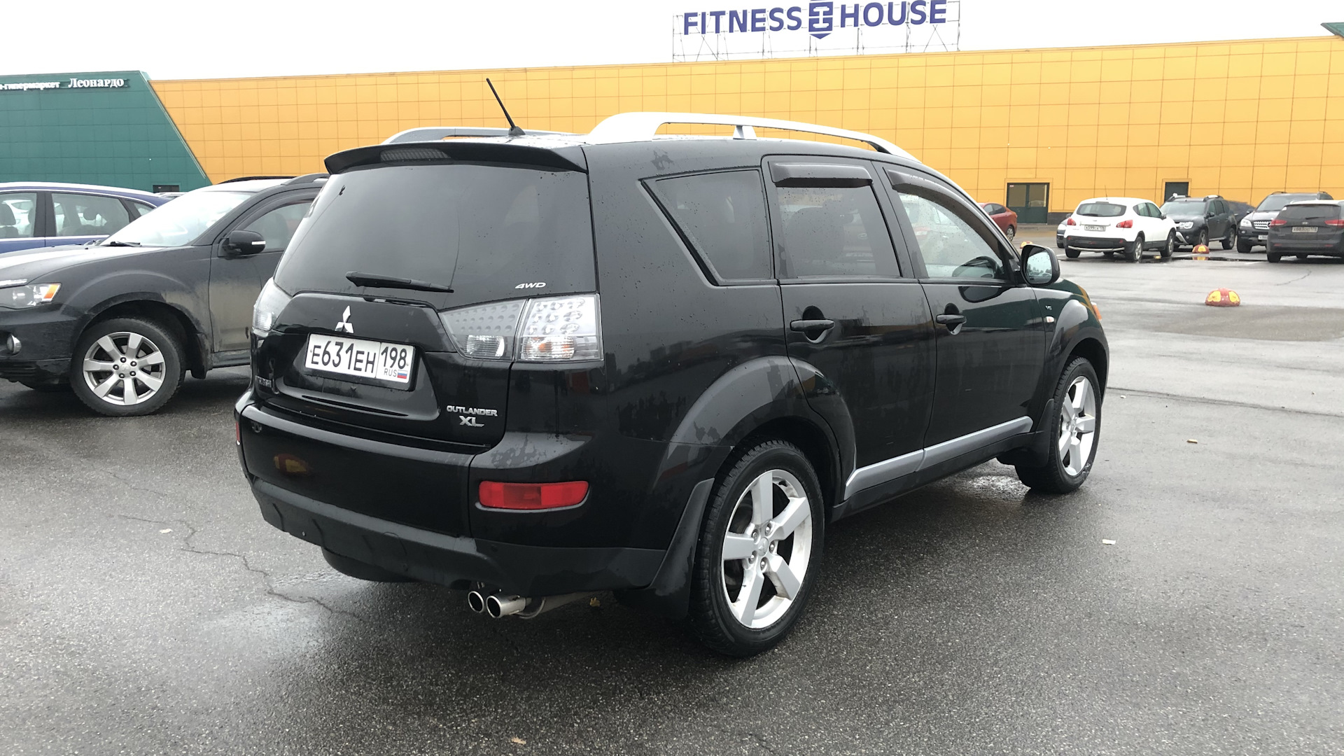 Mitsubishi Outlander XL 3.0 бензиновый 2008 | ...едет неплохо ) на DRIVE2