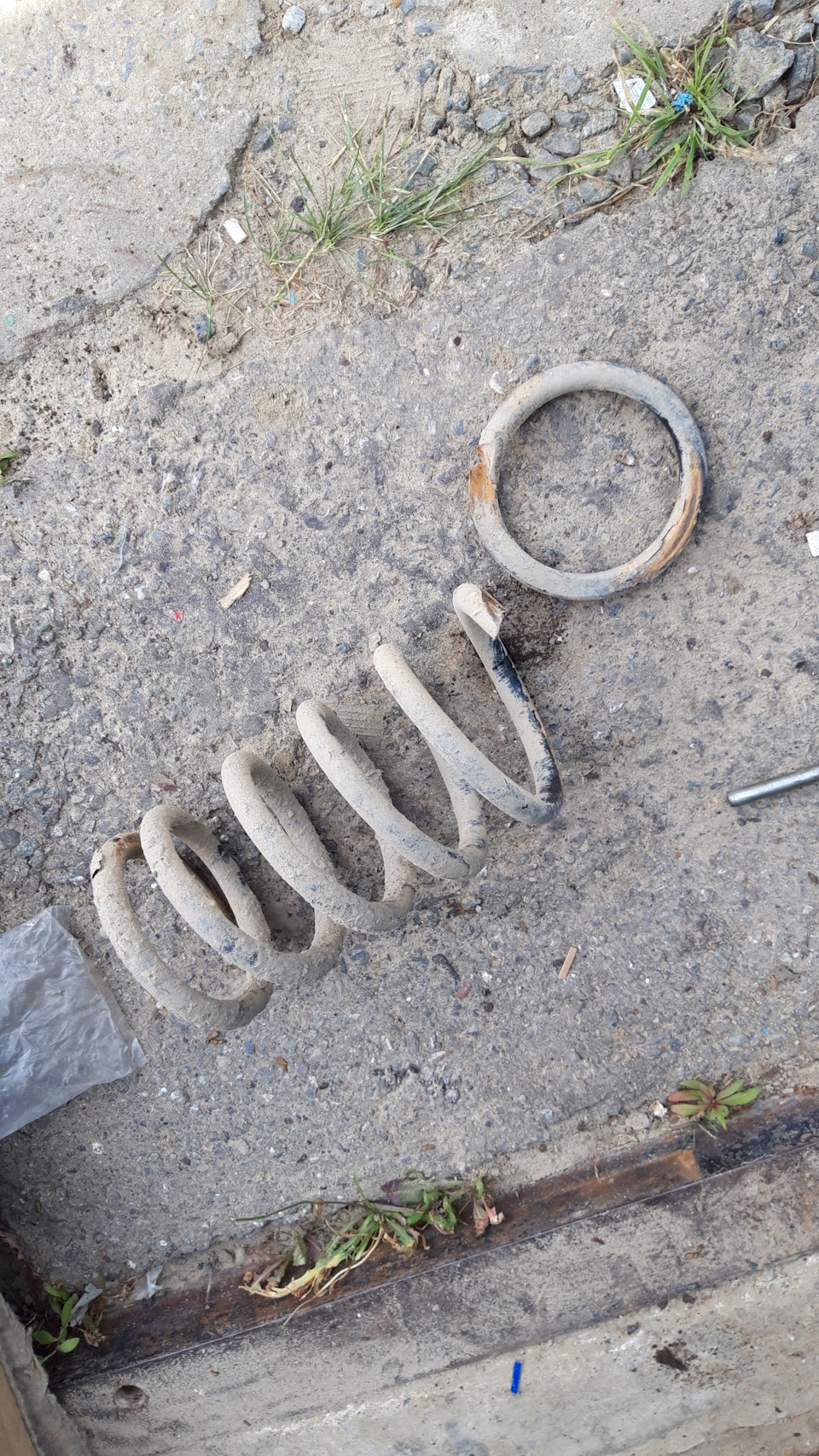 Задние стойки и пружины — DRIVE2