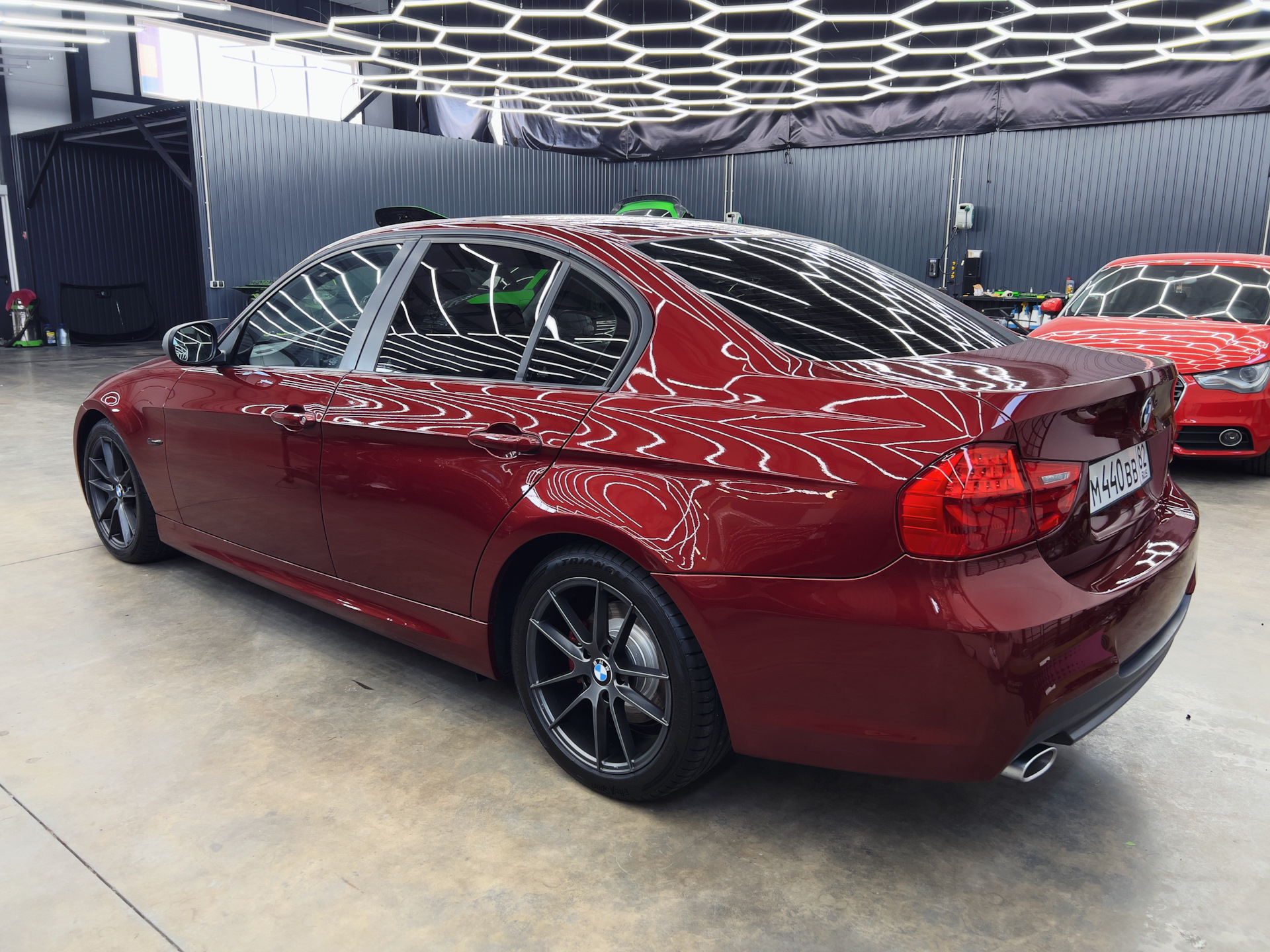 51 Полировка кузова. Нанесение керамики — BMW 3 series (E90), 2 л, 2010  года | стайлинг | DRIVE2