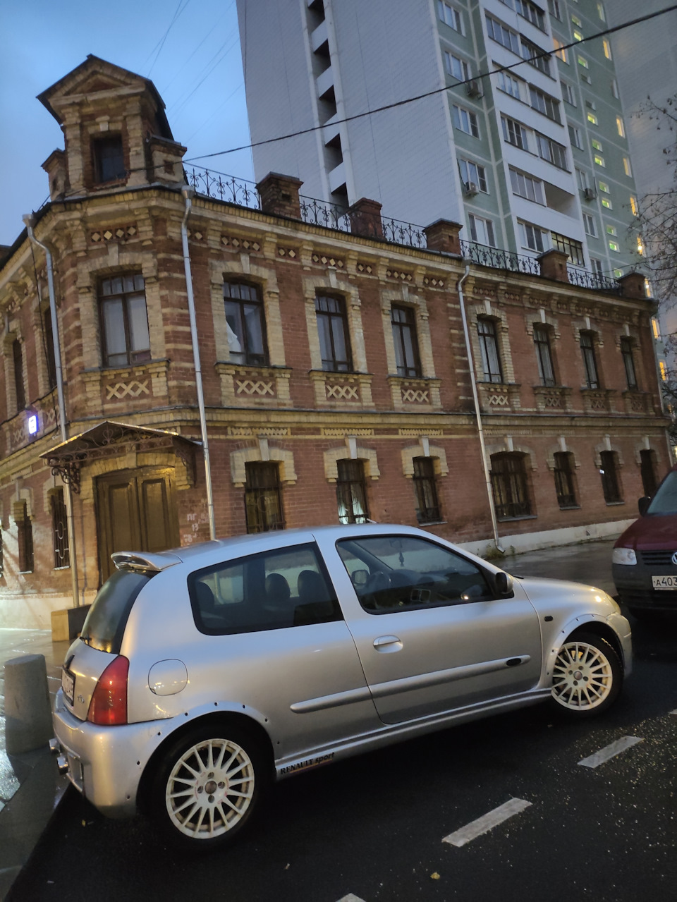 Победа АБС-а, которую считали не возможной. Замена датчика АБС Renault  Clio. — Renault Clio II Sport, 2 л, 2000 года | своими руками | DRIVE2