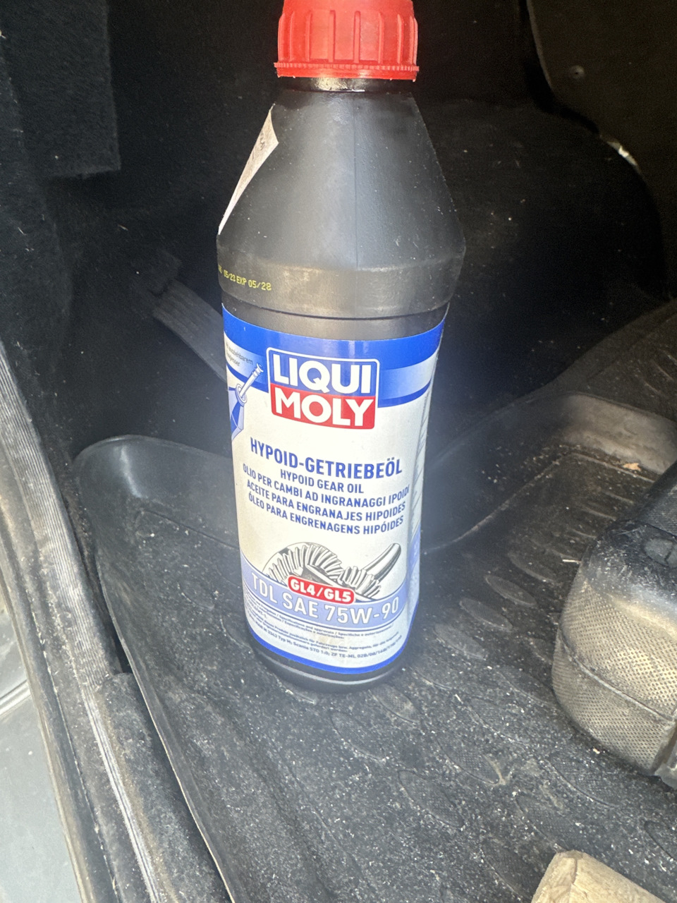 Меняем масло в раздатке на LIQUI MOLY — Chevrolet Niva GLX, 1,7 л, 2012 ...