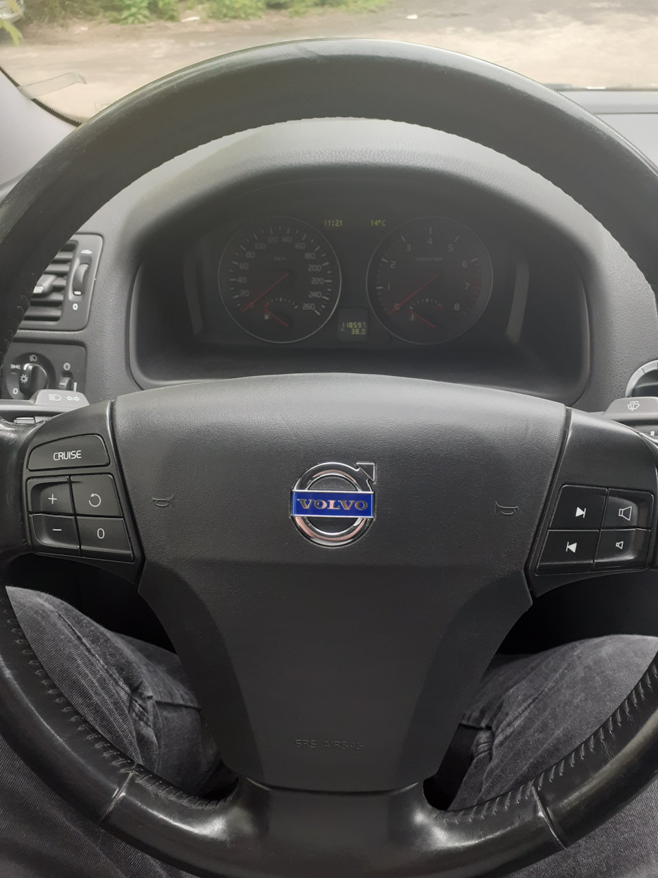 Кнопки круиза или запись о том, что иметь круиз-не означает им ...