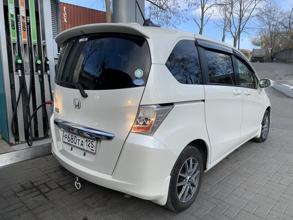 Каким бензином заправлять? — Honda Freed (1G), 1,5 л, 2012 года ...