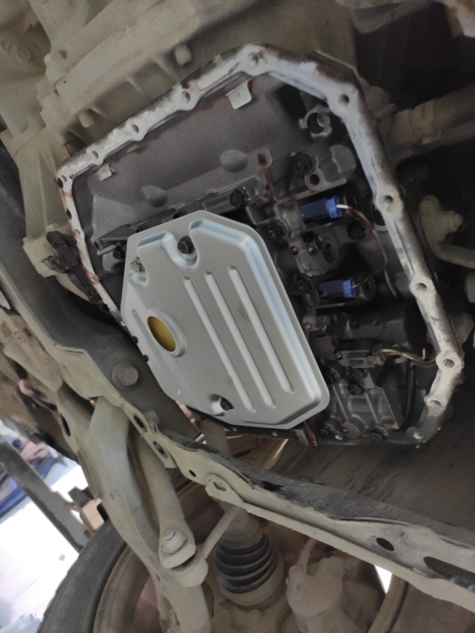 Замена масла в вариаторе и раздатке — Toyota RAV4 (III), 2 л, 2010 года ...