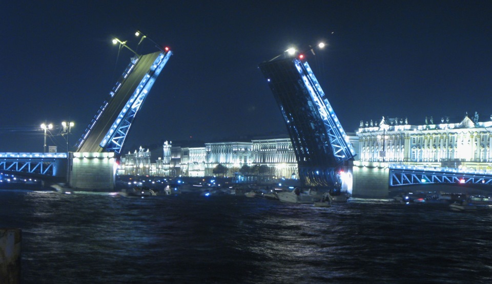 Во сколько разводят мосты в архангельске