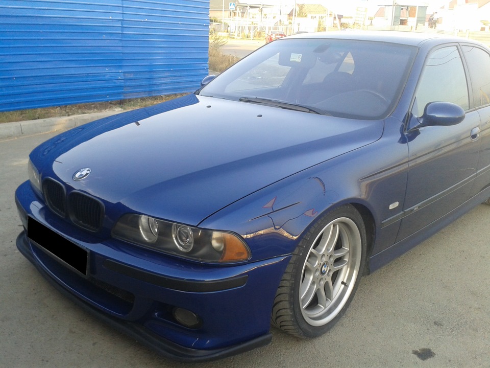 Дром е39. Губа е39. Губа БМВ е39. BMW e39 m Tech бампер. Губа на м бампер е39.