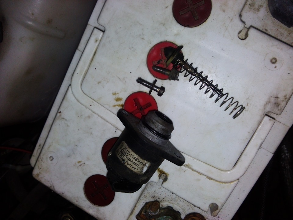 Фото в бортжурнале Lada 2108. Запчасти на фото: 21121148300