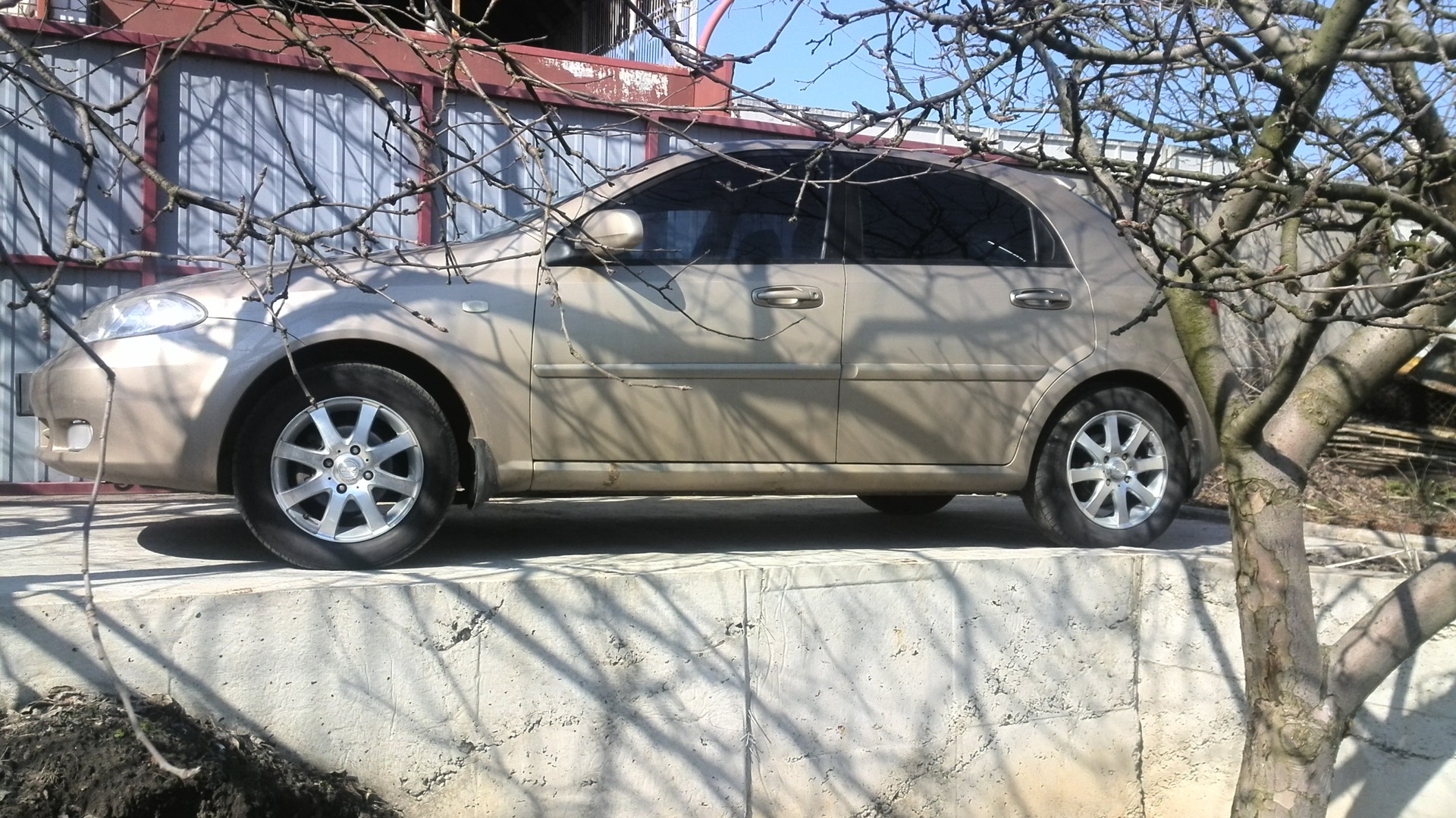 Шины на Chevrolet Lacetti