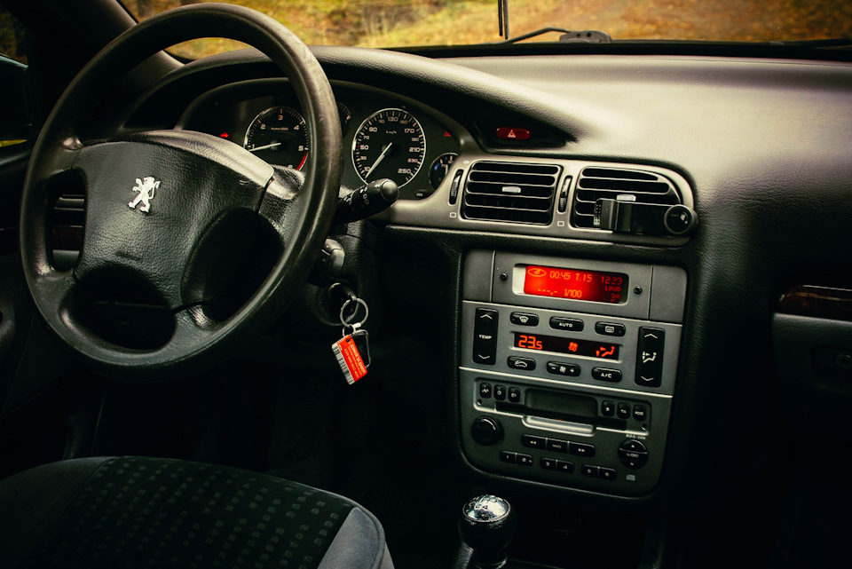 пофотали "чумазика" — Peugeot 406, 2 л, 2004 года | фотография | DRIVE2