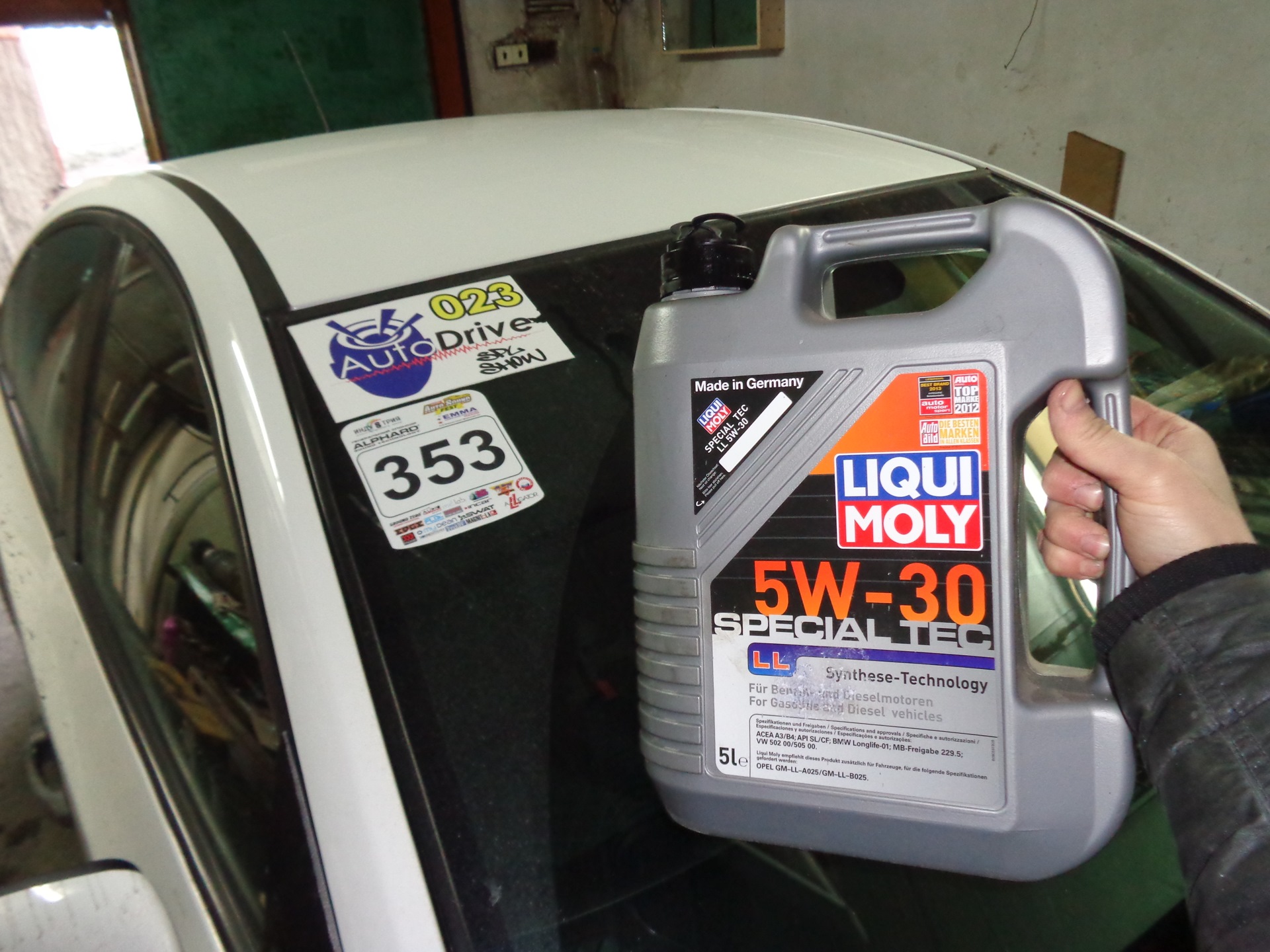 Liqui moly тесты. Liqui Moly 2022. Ликви Молли на Шевроле Круз. Liqui Moly masin. Liqui Moly Wall.