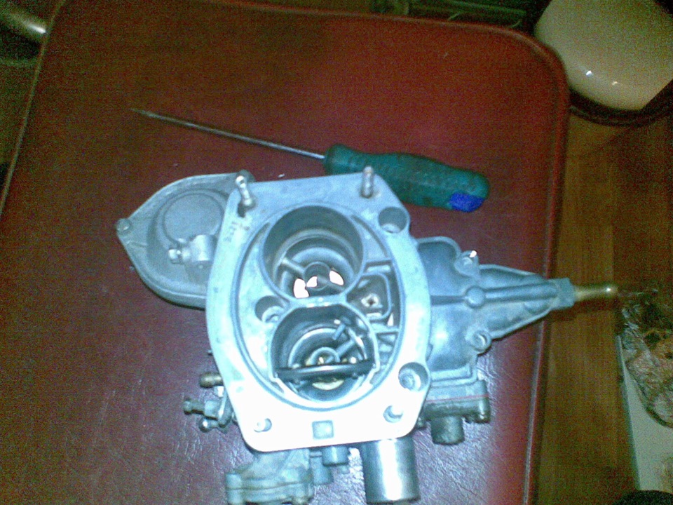 Прочистка карбюратора ДААЗ 2107-1107010-20 — Lada 21070, 1,5 л, 2001 ...