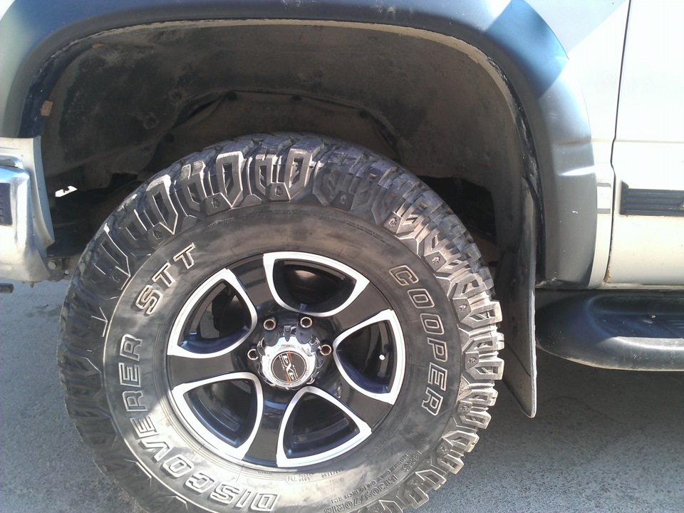 Сменил тапки Шины Cooper Discoverer STT 305/70 R16 — Chevrolet Suburban ...