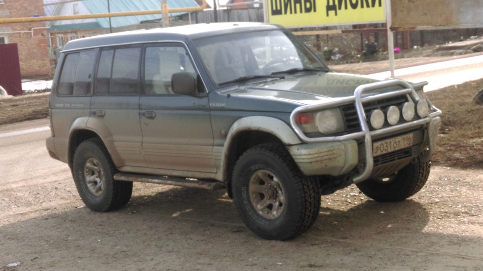 Паджеро 2 на 33 колесах фото ждем прихода покрышек 33/12.5 R15 - Mitsubishi Pajero (2G), 3 л, 1995 года шины 