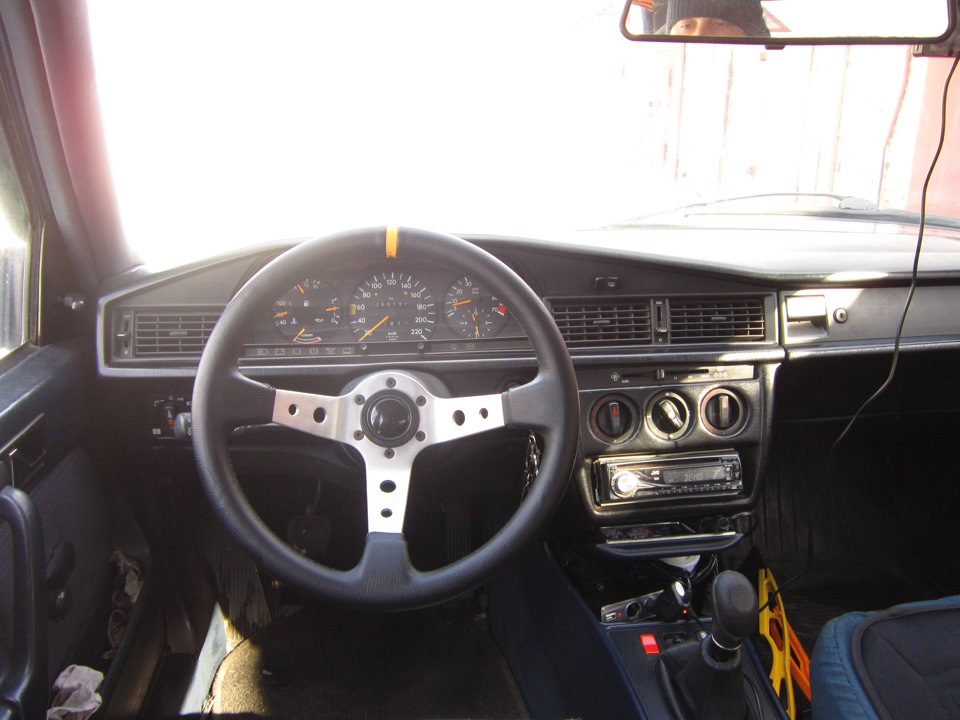 Раллийный руль TypeR — Mercedes-Benz 190 (W201), 2 л, 1989 года ...