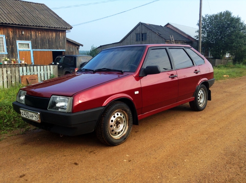 Вишневая 9. ВАЗ 2109 Вишневая. Лада 2109 вишня. Lada 2109 Вишневая. ВАЗ 2109 новый Вишневая.