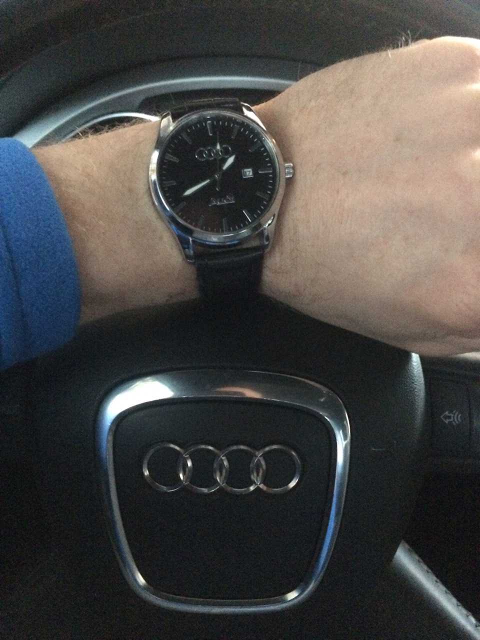 Часы ауди — Audi Q7 (1G), 3 л, 2008 года | аксессуары | DRIVE2