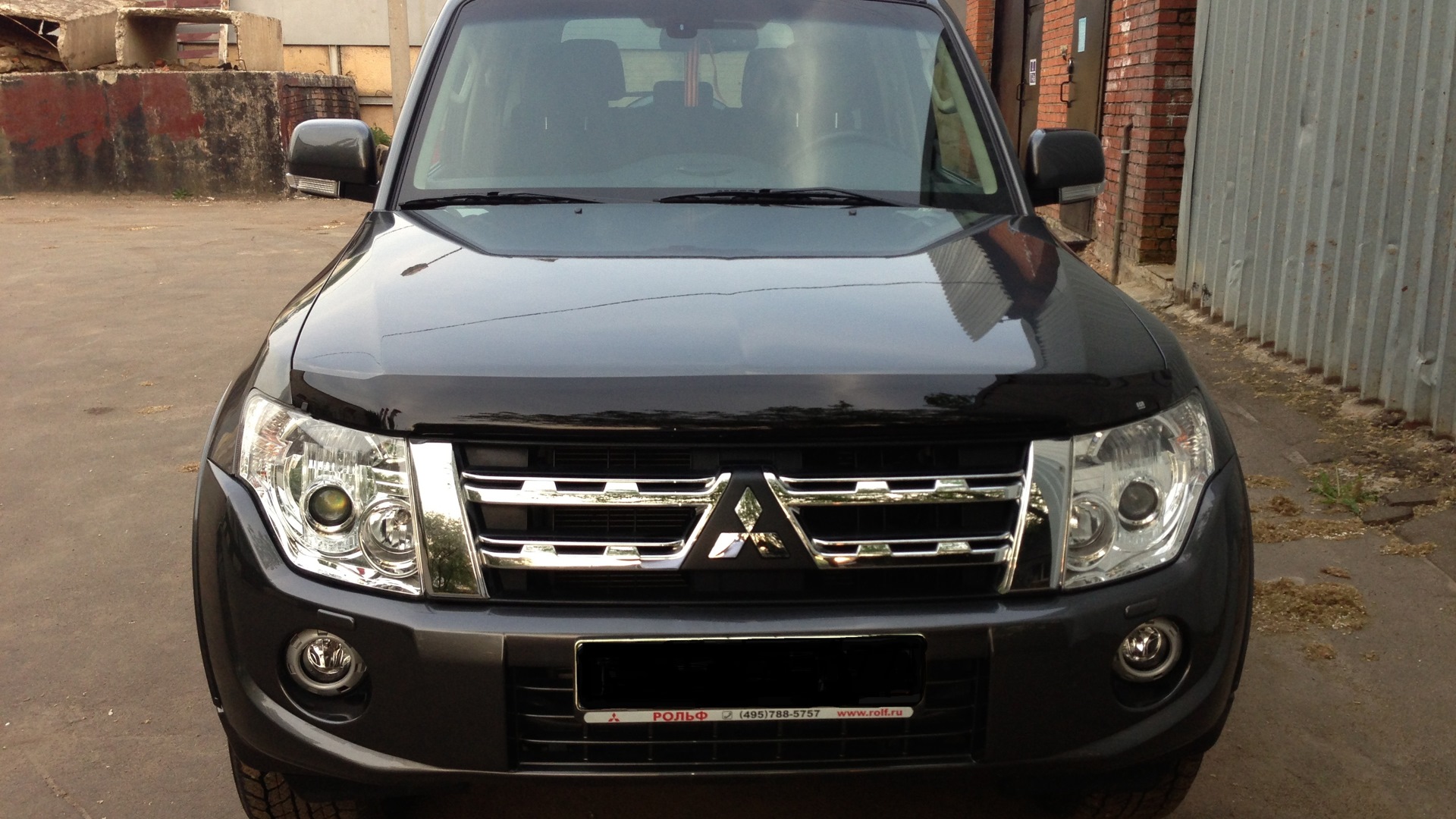 Mitsubishi Pajero (4G) 3.0 бензиновый 2012 | 3.0i, Ultimate, ГРЯЗЕМЕС на  DRIVE2