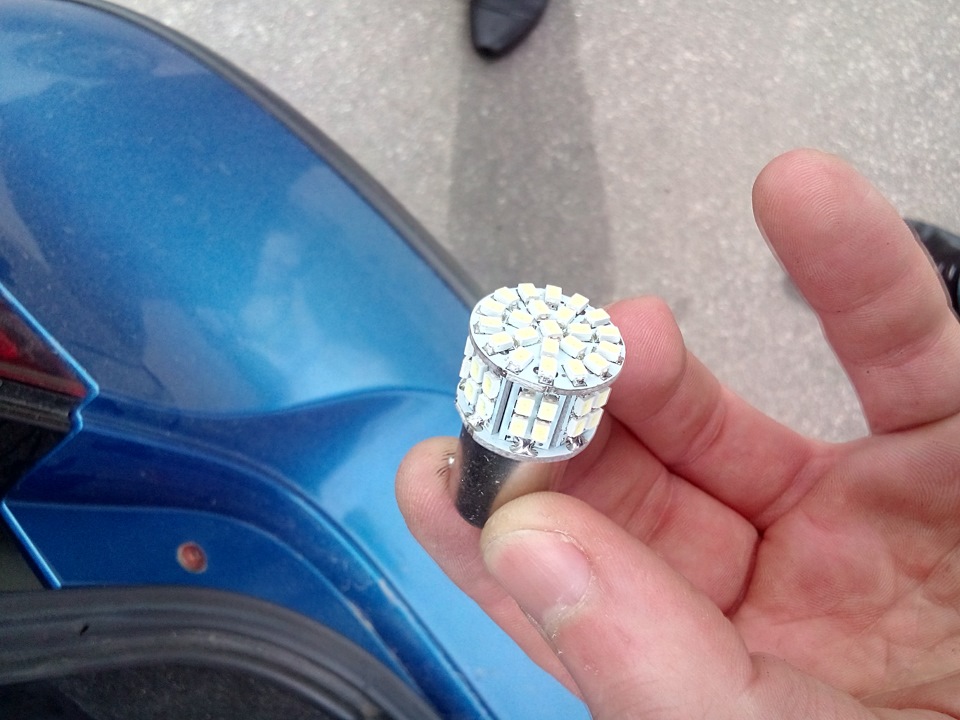 Лампа заднего хода авео т250 одноконтактная. Лампа заднего хода авео. Задние лампочки авео т250. Лампа заднего хода авео. Лампа заднего хода авео.