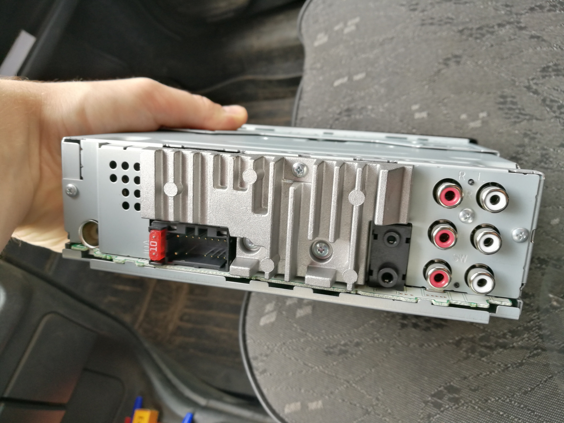 Пионер matrix 5900. Ошибка усилителя на магнитоле пионер. Пионер х7500sd. Магнитола amp. Mvh-29bt.