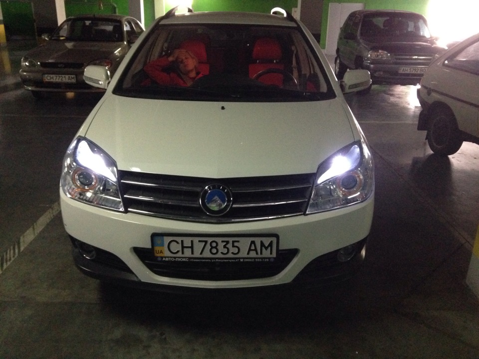 geely mk cross лампы