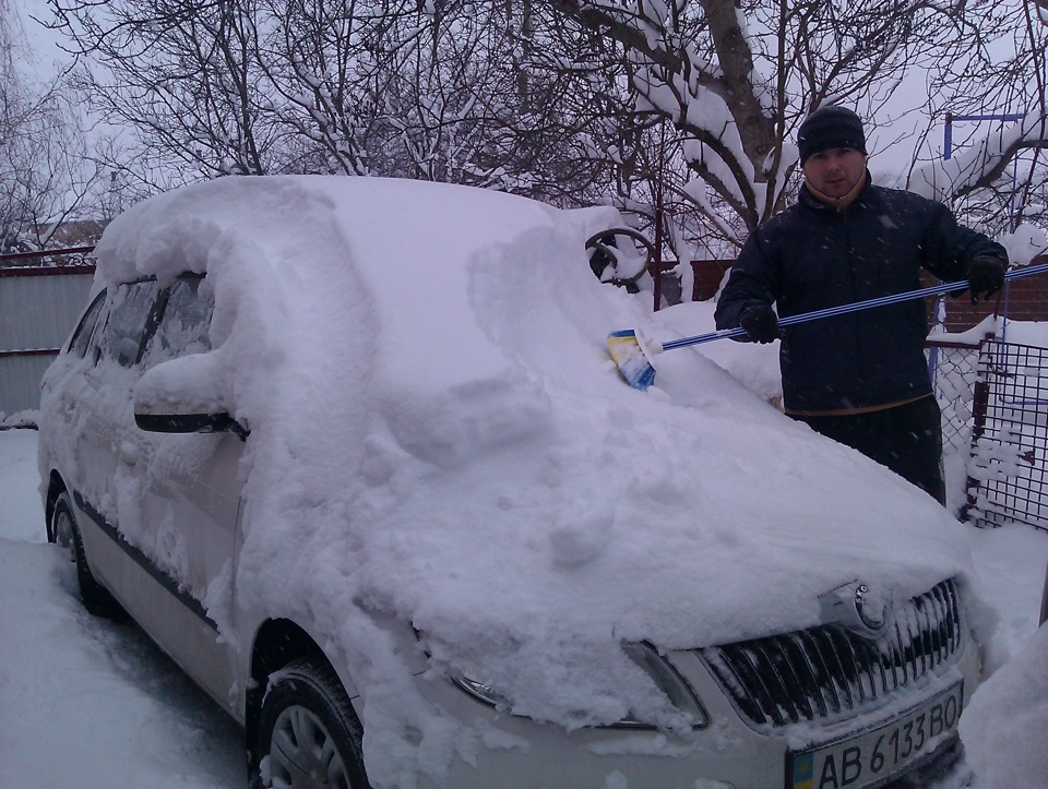 Вот это Зима! — Skoda Fabia Combi Mk2, 1,4 л, 2012 года | фотография ...