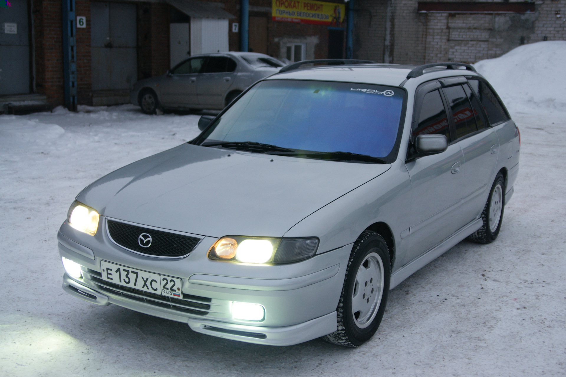 мазда капелла 1998 1 8 автомат