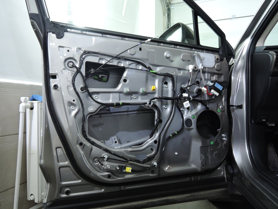 Шумоизоляция всех дверей и установка подкрылков с шумоизоляцией. — DRIVE2