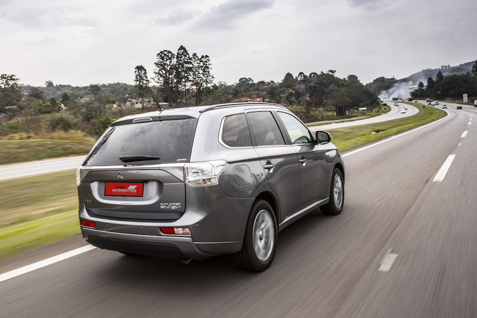 Японские гибриды и электрокары удерживают пальму первенства в Европе ...