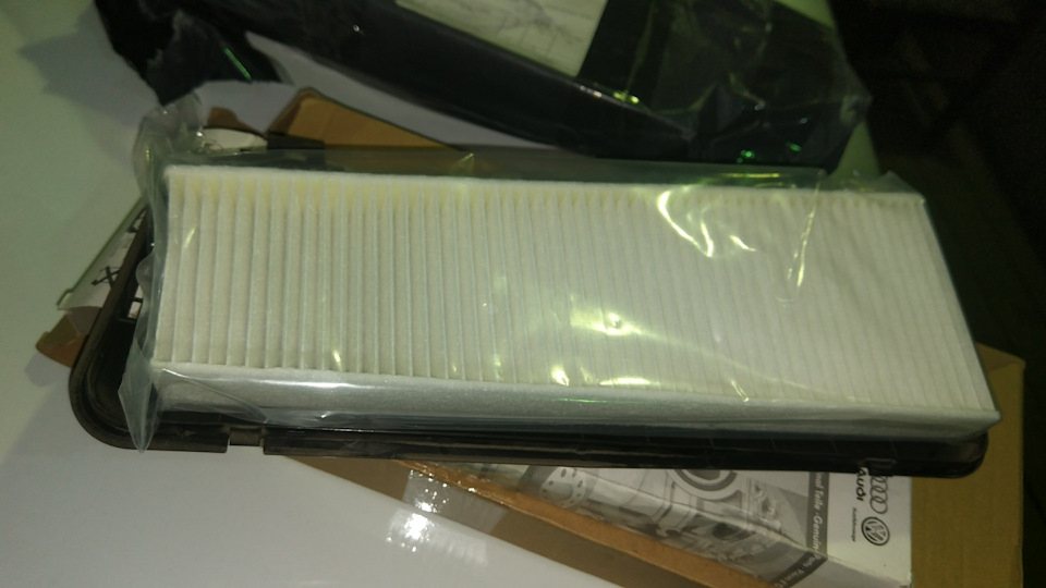 Видеорегистратор в зеркало. Часть 2 подключение. — Audi A6 (C7), 1,8 л ...