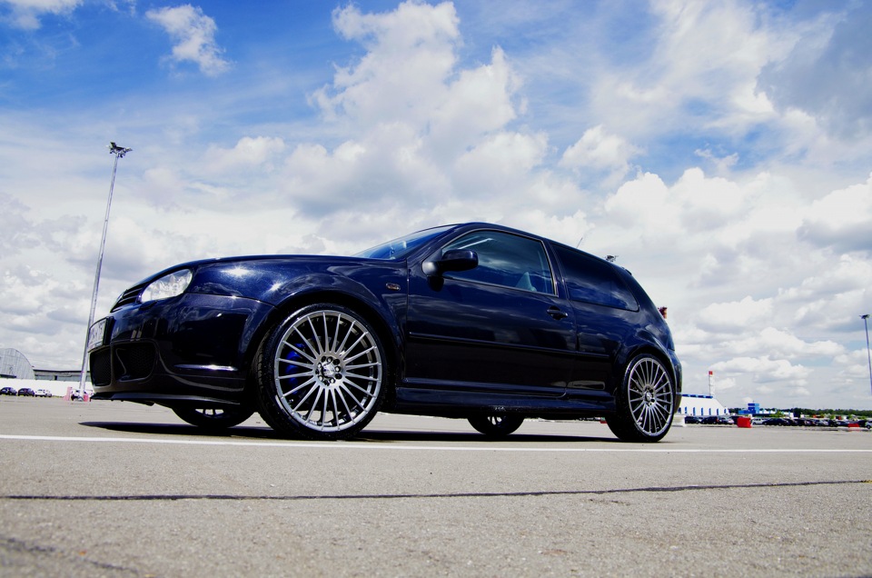 Mk4 R32 vs Mk6 R20 PhotoSession — Volkswagen Golf R Mk4, 3,2 л, 2004 ...