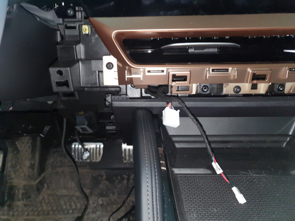 Фото в бортжурнале Geely Monjaro