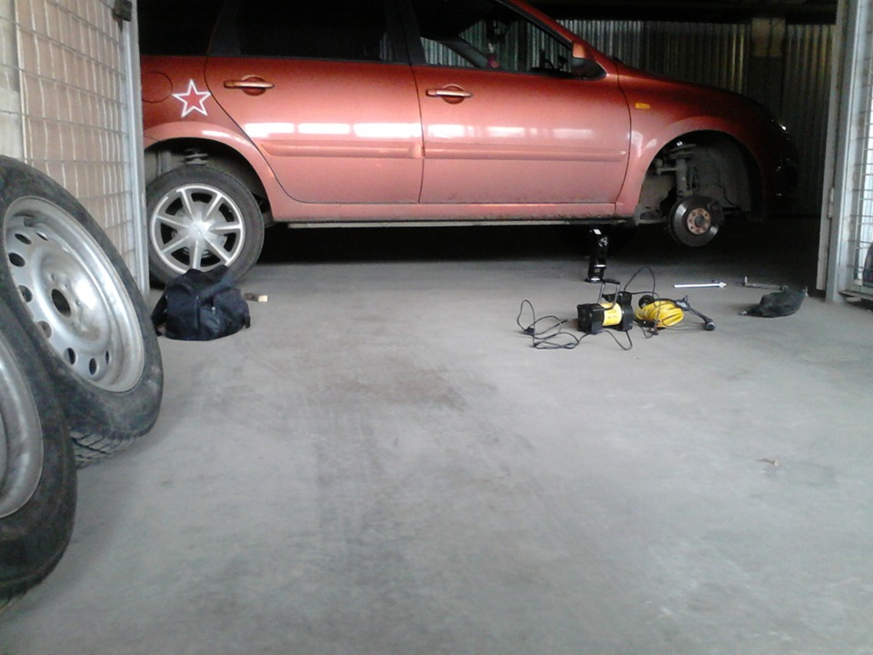 Переобулся на зиму — Lada Калина 2 универсал, 1,6 л, 2013 года ...