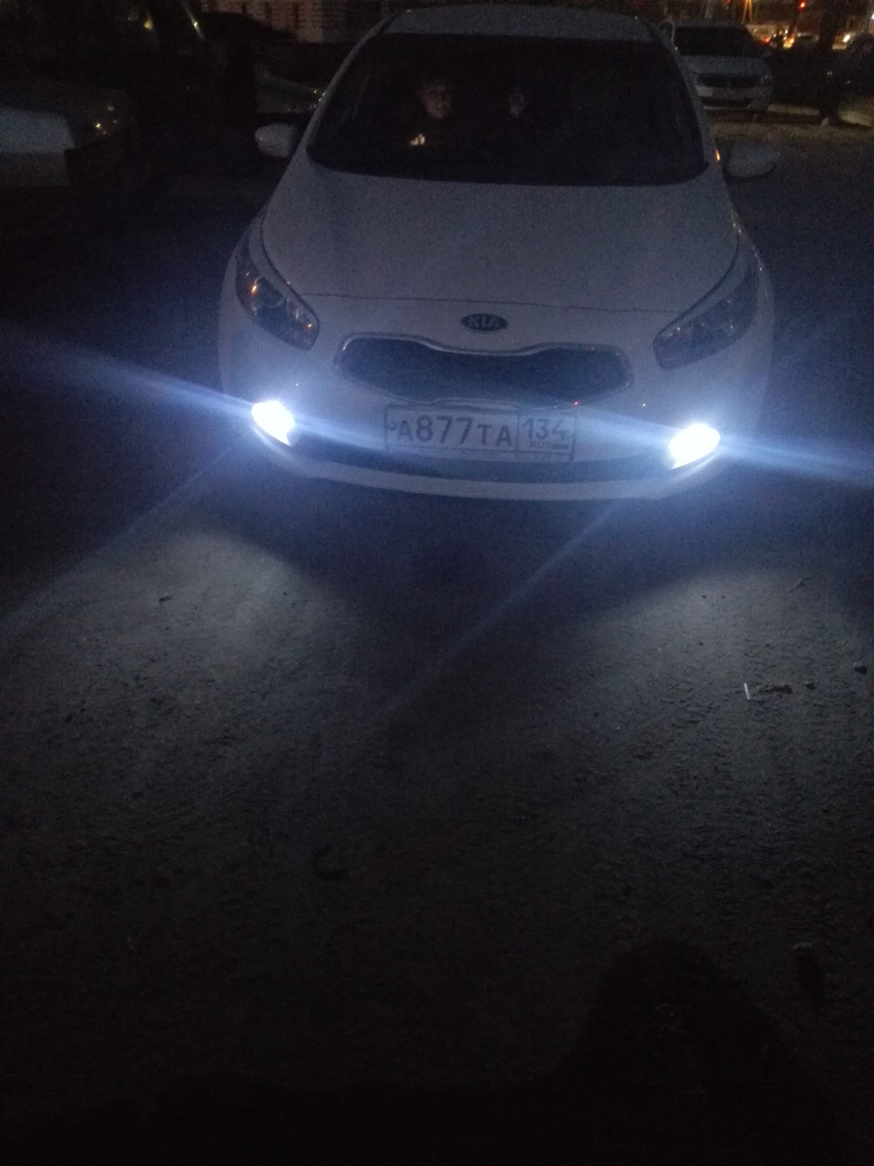 светодиоды — KIA Ceed (2G), 1,4 л, 2013 года | аксессуары | DRIVE2