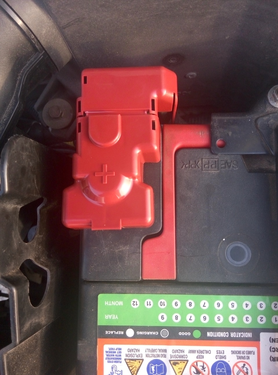 Защита клеммы + — Mitsubishi Lancer IX, 1,6 л, 2005 года | своими ...