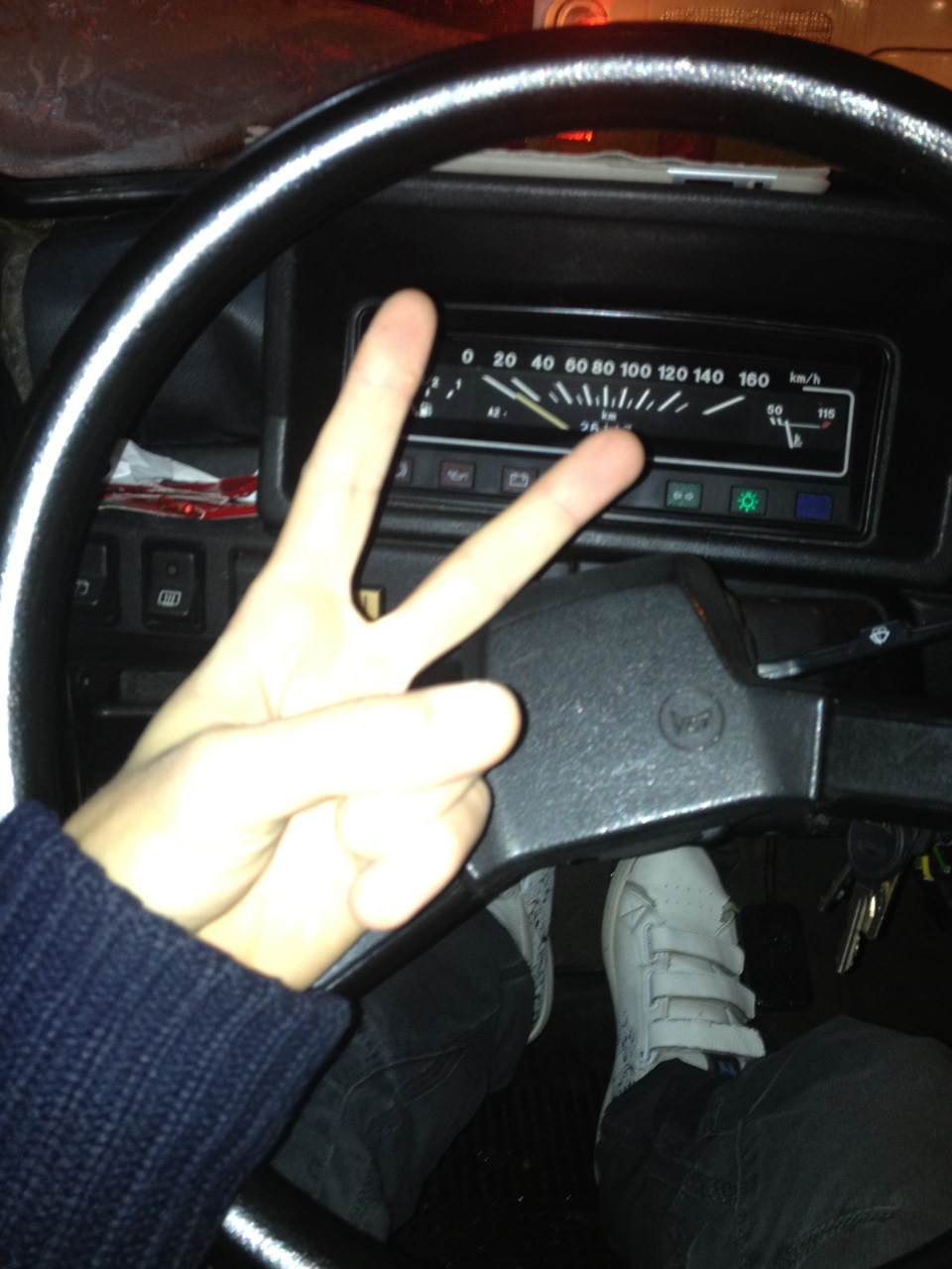 Еду домой, вечер, шрус как и прежде, хрустит, но как верный конь ...