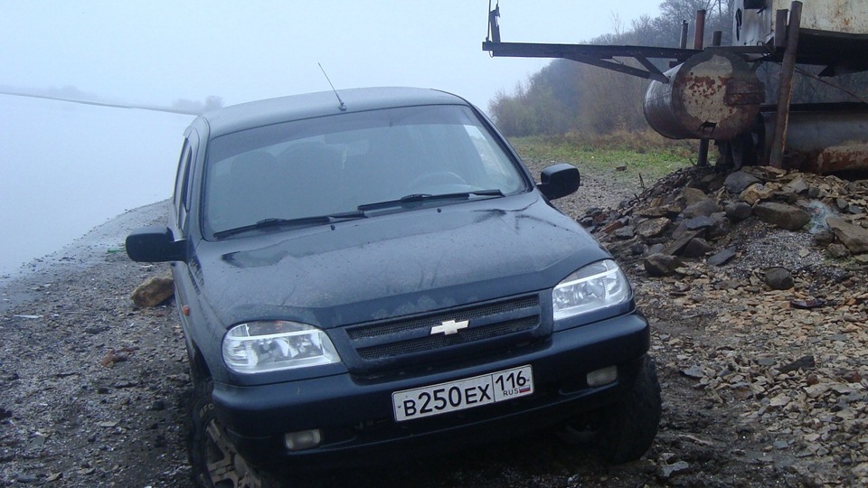 Chevrolet niva fam 1