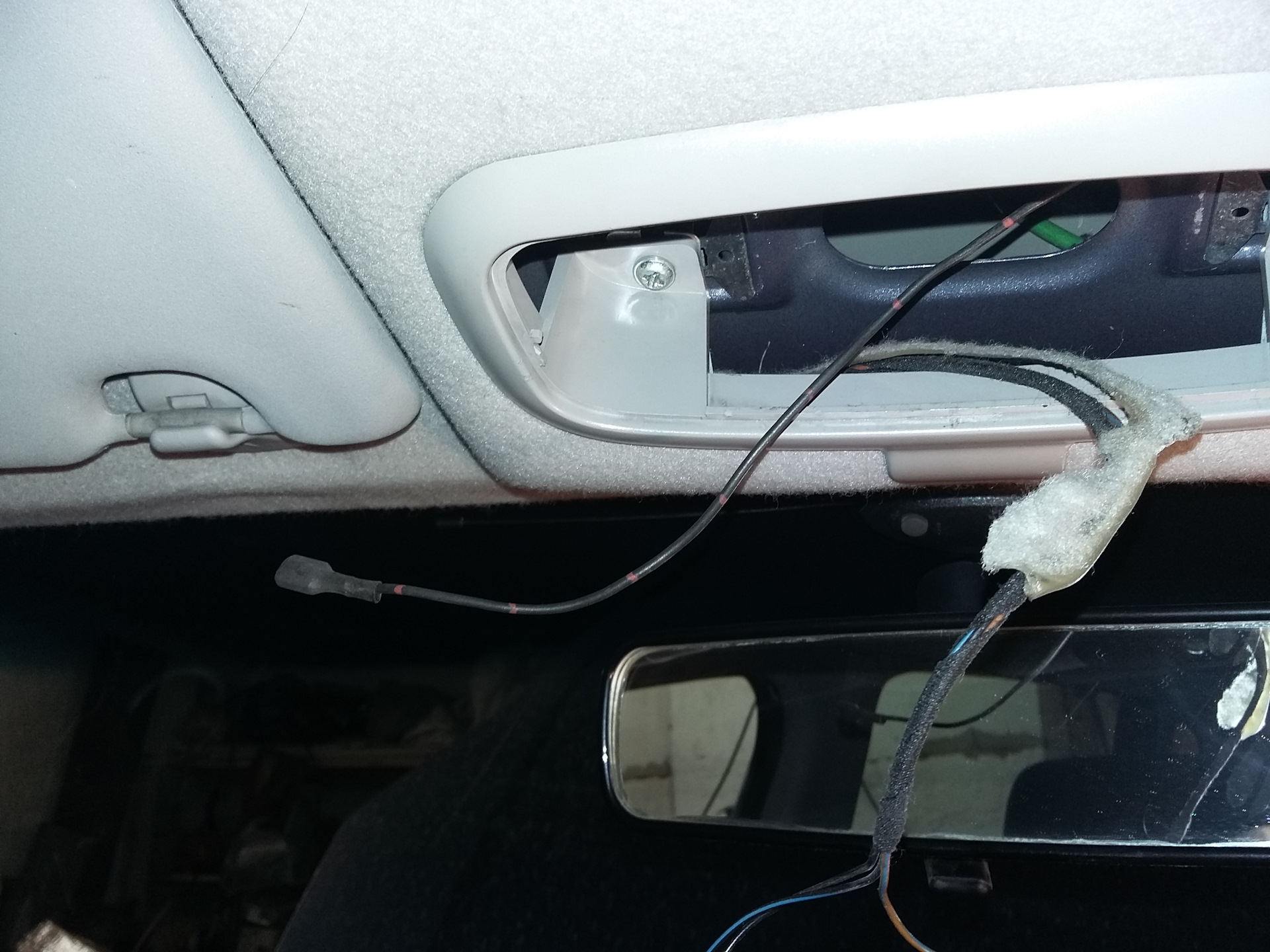 Как поменять салонный свет в форд фиеста