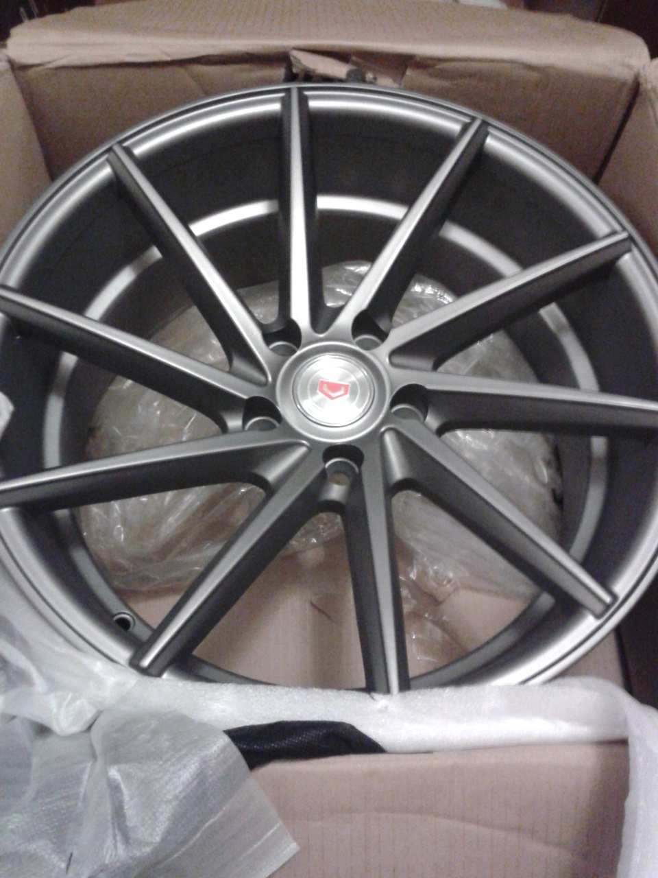 Диски vossen cvt r17. Vossen cvt графит r17. vossen cvt r16 графит. vossen cvt r17 4/100 графит серый. cvt r19.