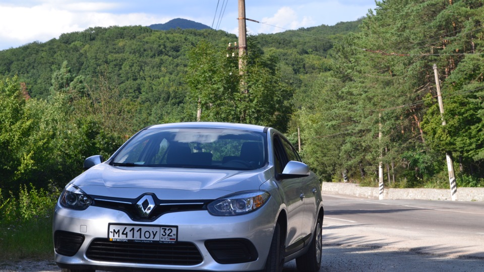 Renault Fluence 1.6 бензиновый 2013 | на DRIVE2