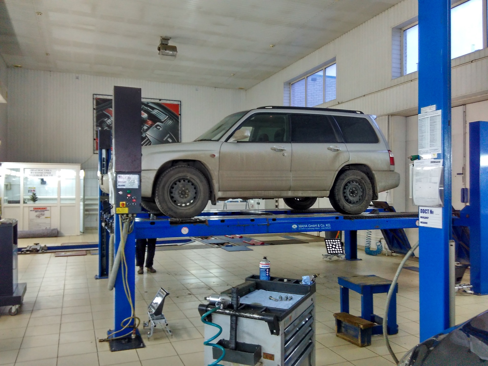 Сервис Subaru Forester. Сход развал на Субару sf5 своими руками.