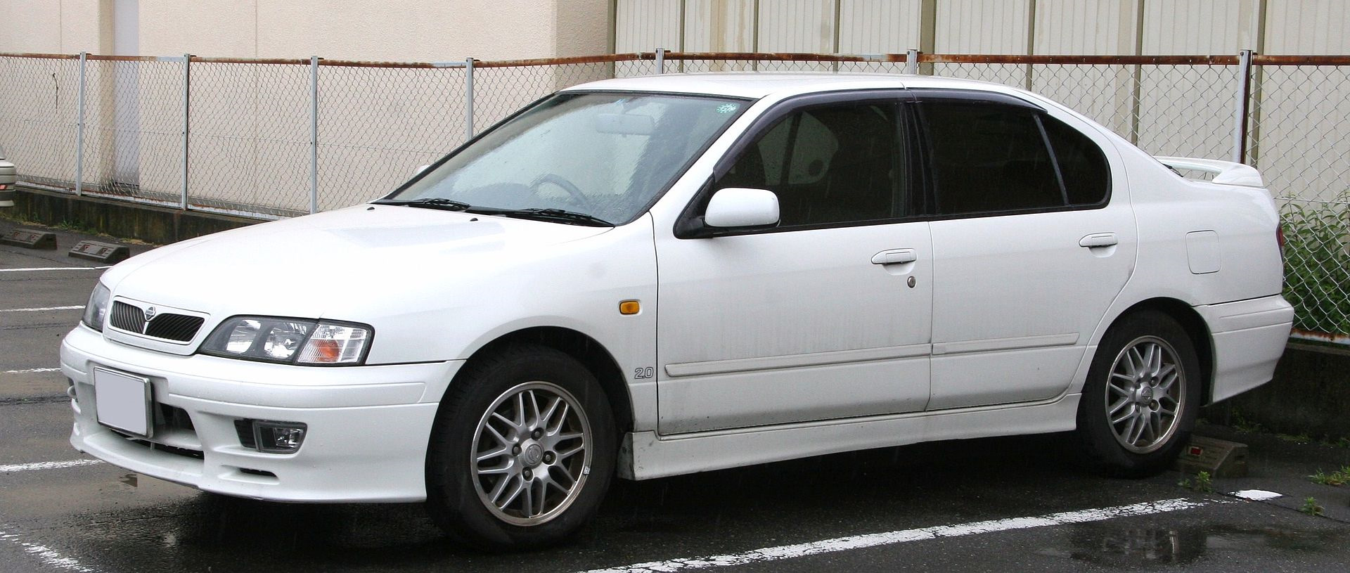 Nissan primera camino фото