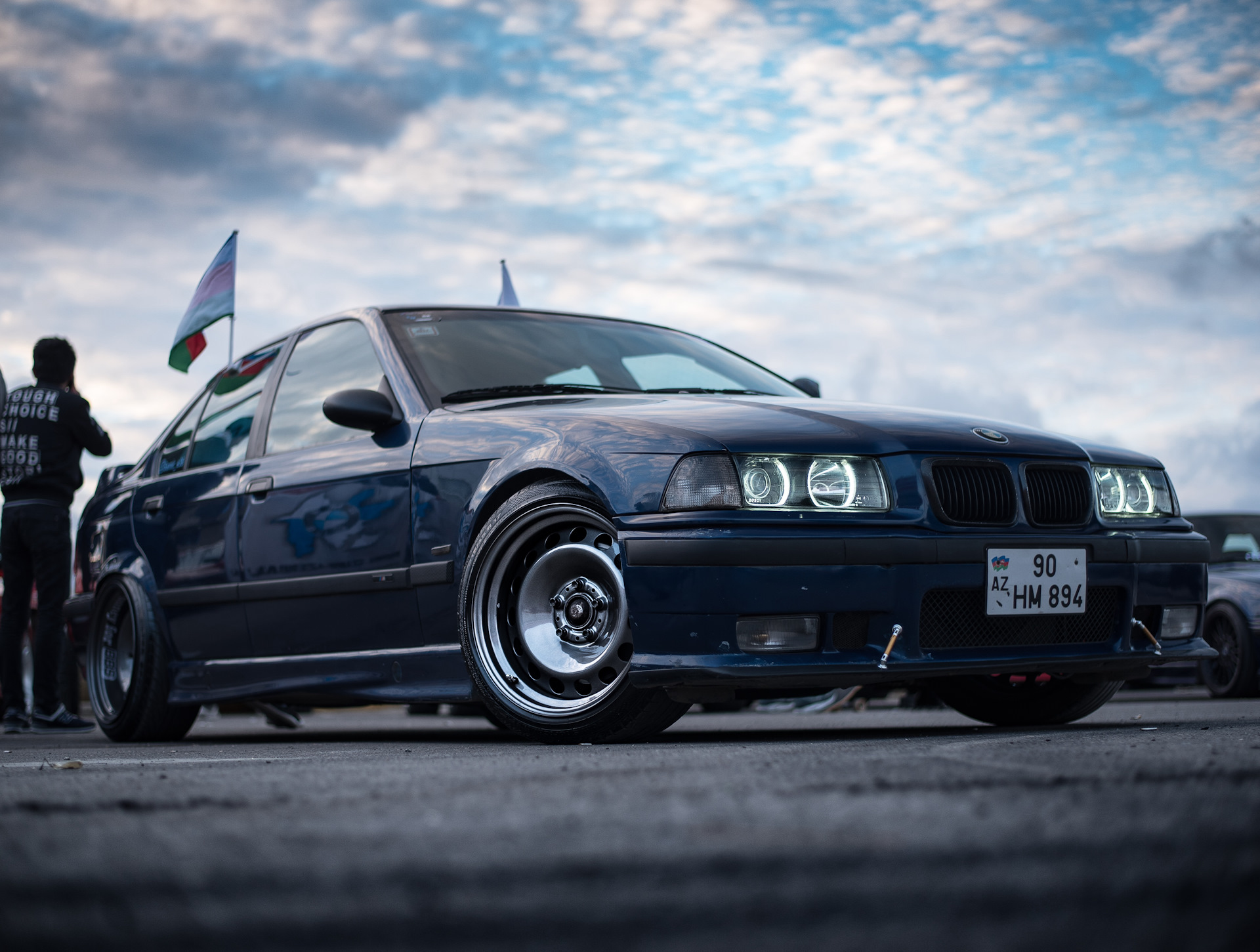 Е34 обои на пк. BMW e34 e36. BMW e36 разварки. BMW e38 дрифт. BMW e34 разварки.