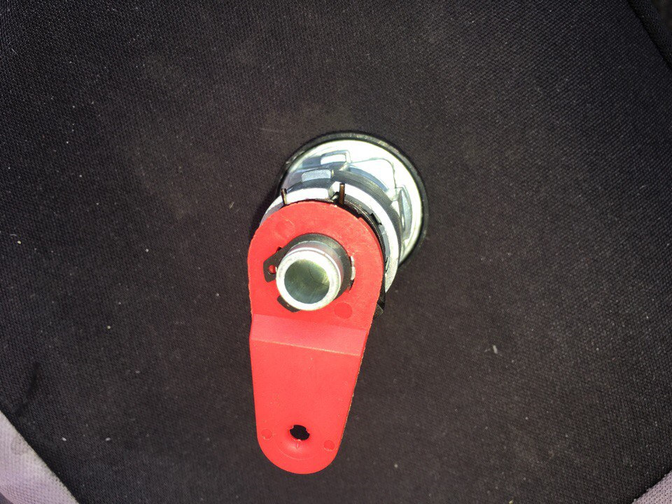 Замена всех замков — Ford Fiesta (Mk III), 1,3 л, 1990 года | своими ...