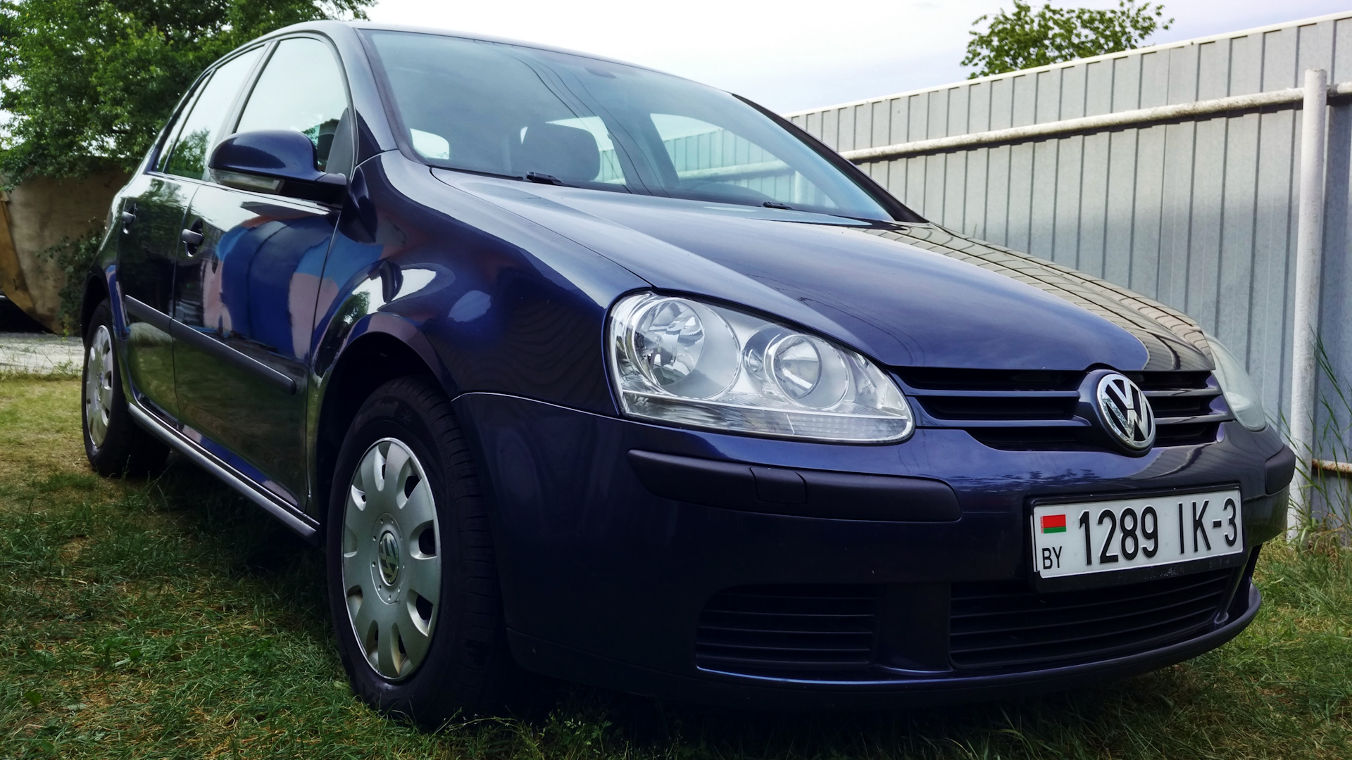 Продажа Volkswagen Golf Mk5 2006 (бензин, МКПП) — с историей обслуживания —  DRIVE2.RU