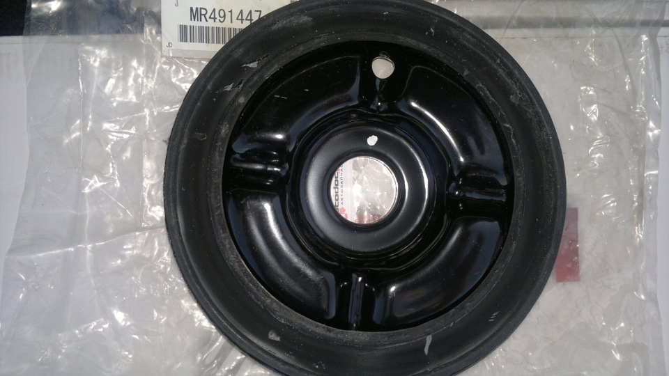 MR491447 СЕДЛО ПРУЖИНЫ ПЕРЕДНЕЙ ПОДВЕСКИ, ВЕРХНЕЕ Mitsubishi | Запчасти ...