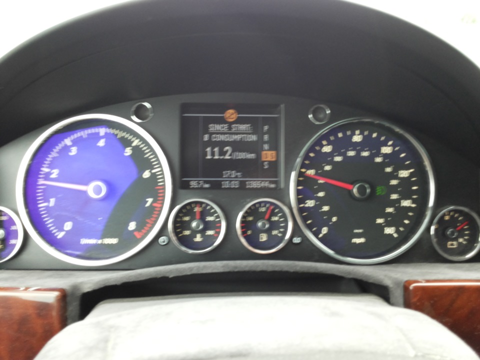 Фото в бортжурнале Volkswagen Touareg (1G)
