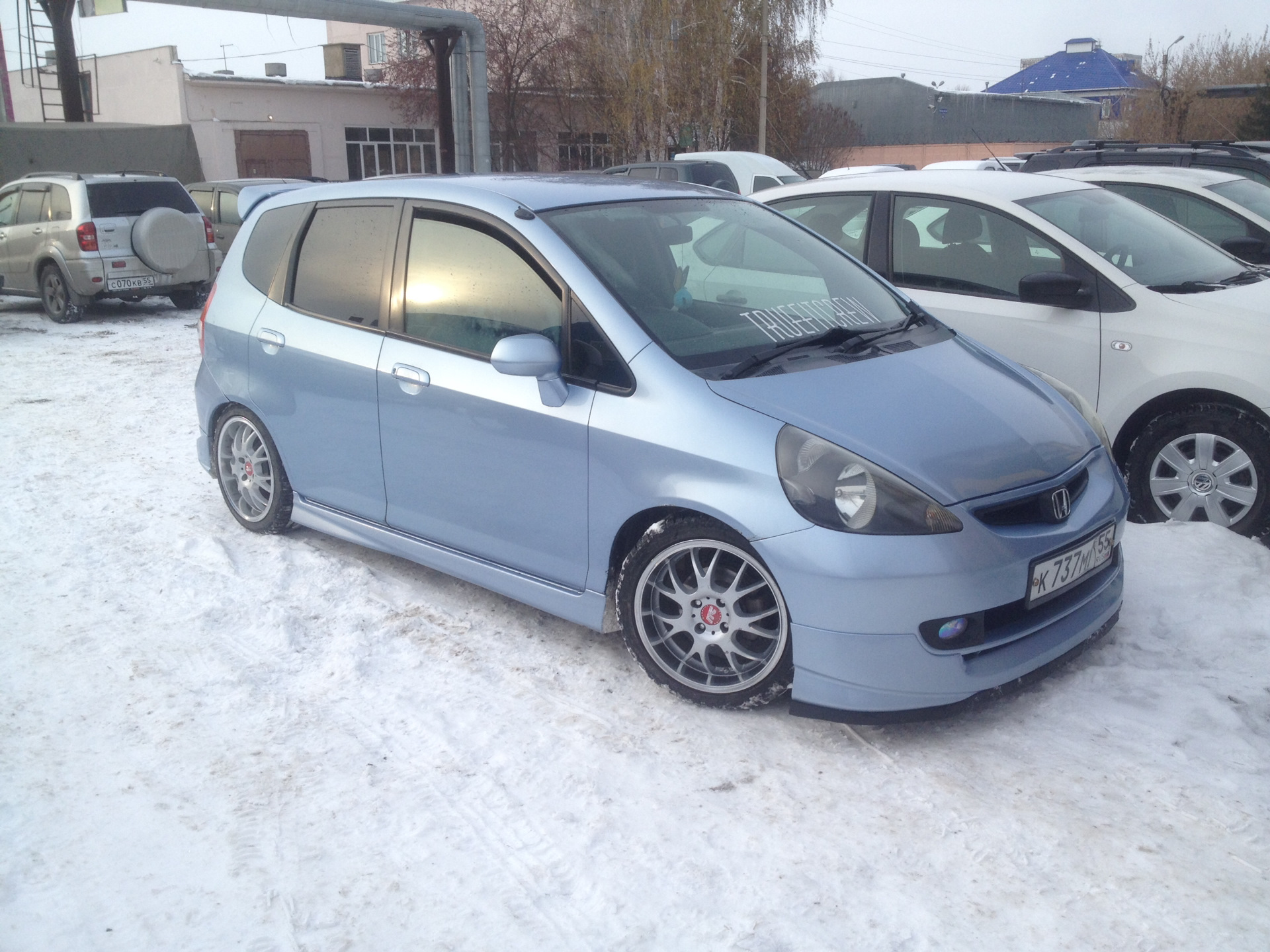 Новые диски! — Honda Fit (1G), 1,3 л, 2002 года | колёсные диски | DRIVE2