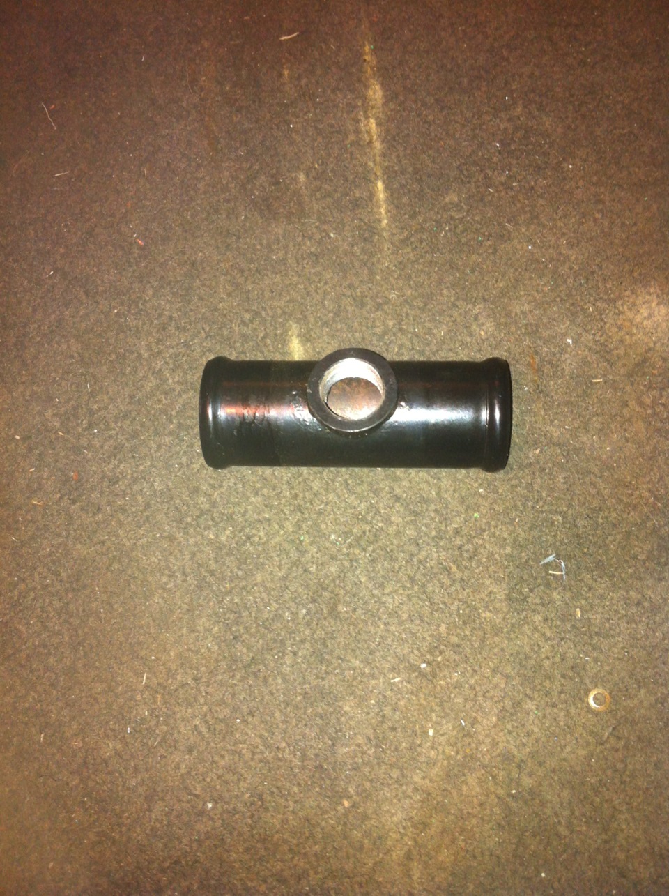 патрубок газ-3302 радиатора под датчик. патрубок газ-3302 радиатора под датчик. тройник газель 406 патрубок датчик. патрубок под датчик 3302 d32. трубка под датчик.