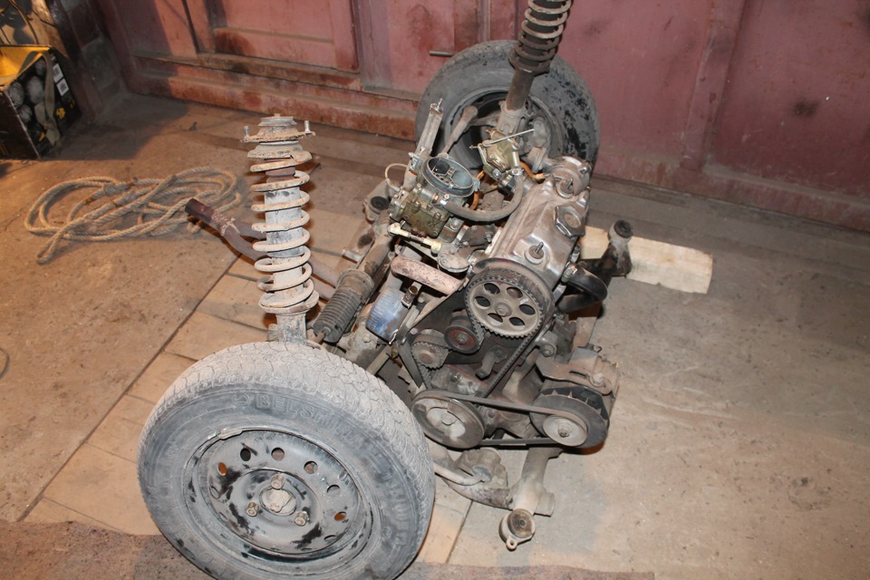 Выдернули движок, продолжаем лифт, передние стойки. — Lada 11113 Ока, 0 ...